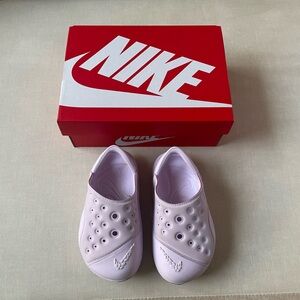 Nike Aqua Swoosh Toddler Sandal - Size 8